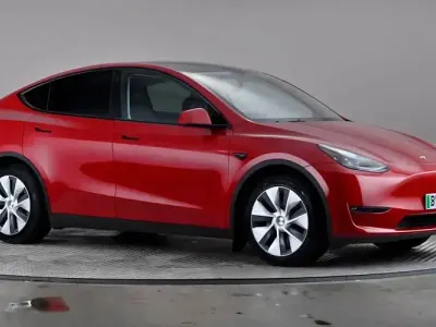 Used Tesla Model Y Long Range AWD 286 kW (389 HP) 2025 SUV