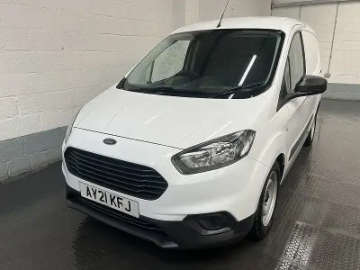 Used Ford Transit Courier 100 HP (73 kW) 2021 White Van