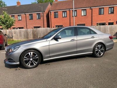 Mercedes E220