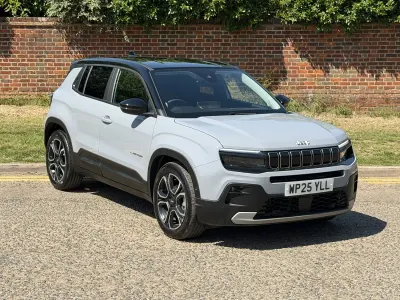 Used Jeep Avenger Summit 100 HP (73 kW) 2025 Grey/black SUV