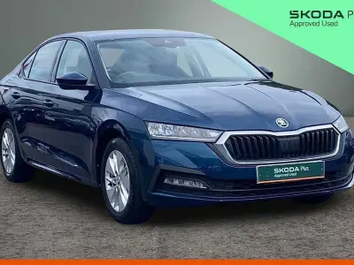 Used Skoda Octavia SE 81 HP (59 kW) 2022 Petrol blue metallic Hatchback