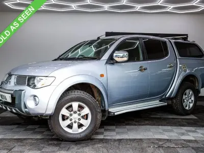 Used Mitsubishi L200 136 HP (100 kW) 2009 Silver Pickup