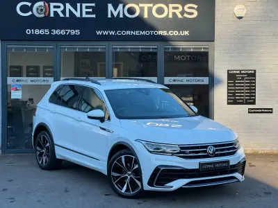 Begagnad VW Tiguan R-line 150 HK (110 kW) 2021 Vit SUV