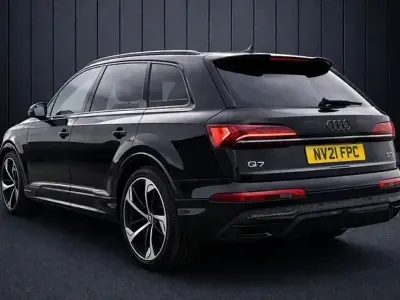 Begagnad Audi Q7 Black Edition 286 HK (210 kW) 2021 Svart SUV