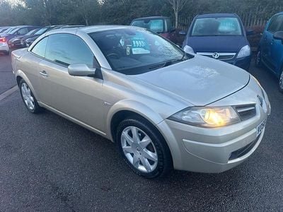 Gold Used 2008 Renault Mégane Cabriolet Dynamique Cabriolet | £995