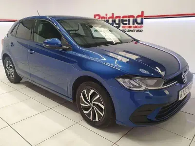 Used VW Polo Life 95 HP (69 kW) 2023 Blue Hatchback