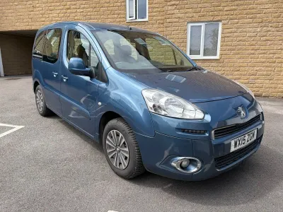 Used Peugeot Partner Tepee S 2015 Blue MPV