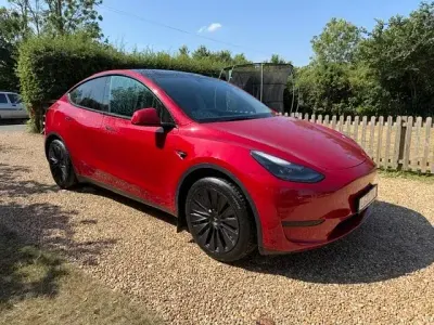 Used Tesla Model Y RWD 219 kW (299 HP) 2023 Red SUV