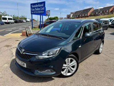 Used Vauxhall Zafira SRi 2017 Green MPV