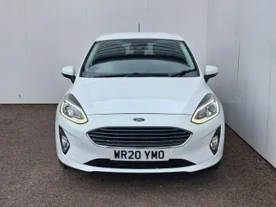 Usado Ford Fiesta Titanium 123 HP (90 kW) 2020 Branco Citadino