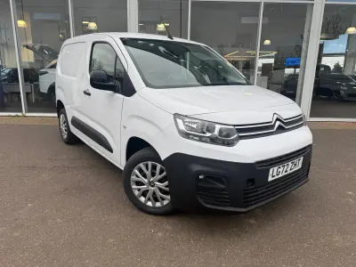 Used Citroën Berlingo 100 HP (73 kW) 2022 White MPV
