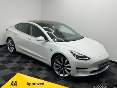 Used Tesla Model 3 Performance 461 kW (627 HP) 2019 White Sedan