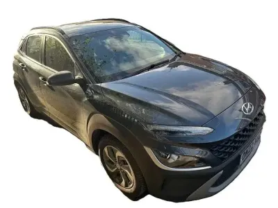 Gebraucht Hyundai Kona SE 141 PS (103 kW) 2022 Grau SUV