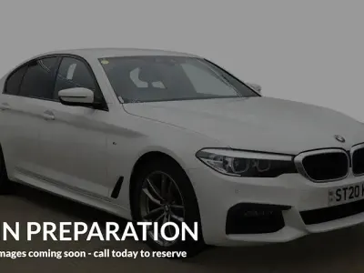 Begagnad BMW 520 M Sport 190 HK (139 kW) 2020 Vit Sedan