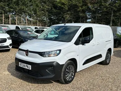 Used Citroën Berlingo 2024 White MPV