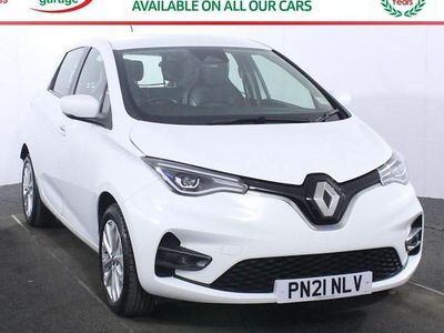 Used Renault Zoe Iconic 100 kW (136 HP) 2021 White Hatchback
