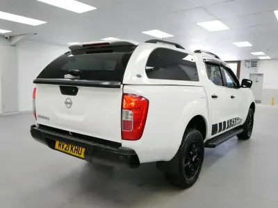 Used Nissan Navara N-Guard 190 HP (139 kW) 2021 White Pickup