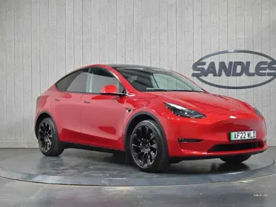 Used Tesla Model Y Long Range AWD 378 kW (514 HP) 2022 Red SUV