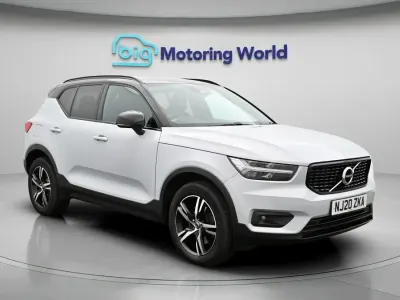 Used Volvo XC40 R-Design 190 HP (139 kW) 2020 SUV