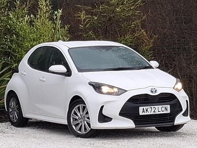 Used Toyota Yaris 116 HP (85 kW) 2022 White Hatchback
