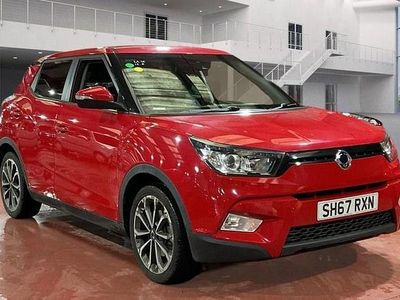 Used Ssangyong (KGM) Tivoli 128 HP (94 kW) 2017 White SUV