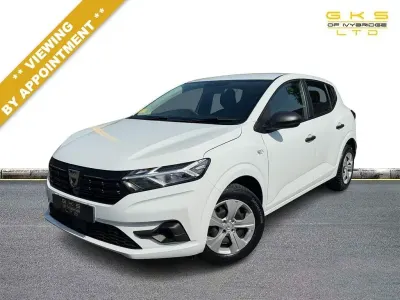 Used Dacia Sandero Essentiel 91 HP (66 kW) 2022 White Hatchback