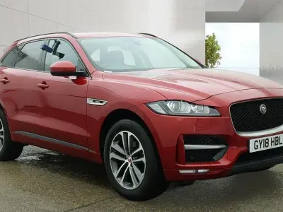 Used Jaguar F-Pace R-Sport 180 HP (132 kW) 2018 Red SUV