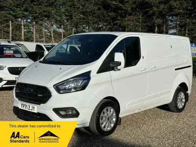 Used Ford Transit Custom Limited 130 HP (95 kW) 2021 White Van