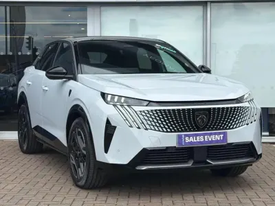 Second-hand Peugeot e-3008 GTi 156 kW (213 CP) 2025 Alb SUV