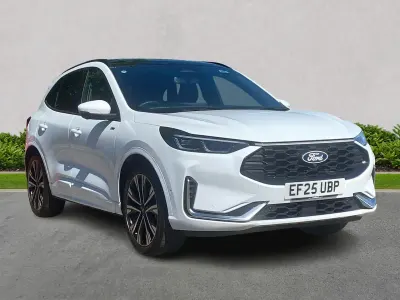 Begagnad Ford Kuga ST-Line X 180 HK (132 kW) 2025 Vit SUV