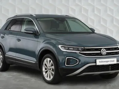 Used VW T-Roc Style 110 HP (80 kW) 2024 Blue SUV