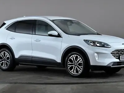 Used Ford Kuga Titanium 150 HP (110 kW) 2023 White SUV