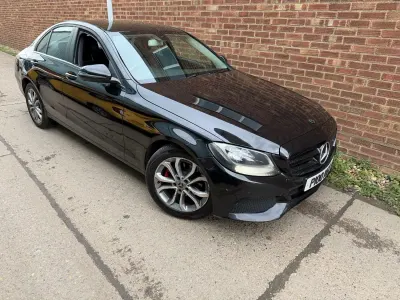 Begagnad Mercedes C200 Executive 136 HK (100 kW) 2016 Svart Sedan