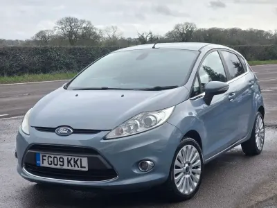 Usado Ford Fiesta Titanium 2009 Azul Citadino
