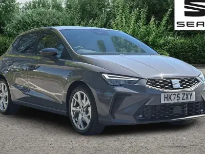 Usado Seat Ibiza FR First Edition 116 HP (85 kW) 2025 Citadino