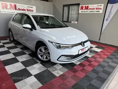 Used VW Golf VIII Life 2023 White Hatchback