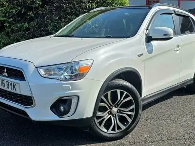Used Mitsubishi ASX 147 HP (108 kW) 2016 White SUV