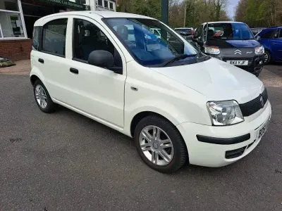 Usado Fiat Panda 69 HP (50 kW) 2011 Branco Citadino