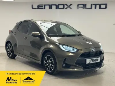 Used Toyota Yaris Design 116 HP (85 kW) 2022 Bronze Hatchback