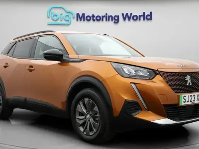 Used Peugeot e-2008 Active+ 100 kW (136 HP) 2023 Orange SUV
