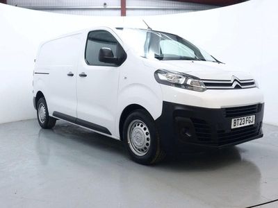 Used Citroën Dispatch 100 HP (73 kW) 2023 White MPV