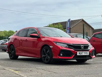 Used Honda Civic EX 129 HP (94 kW) 2017 Red Hatchback