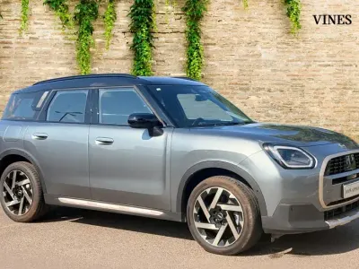 Used Mini Countryman 168 HP (123 kW) 2024 Green SUV