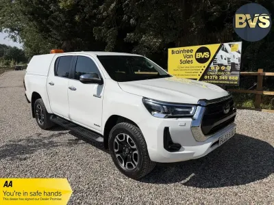 Used Toyota HiLux 150 HP (110 kW) 2023 White Pickup