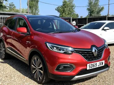 Used Renault Kadjar Version S 116 HP (85 kW) 2019 Red SUV