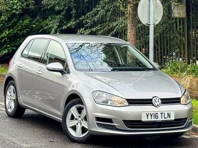 Used VW Golf VII Edition 125 HP (91 kW) 2016 Silver Hatchback