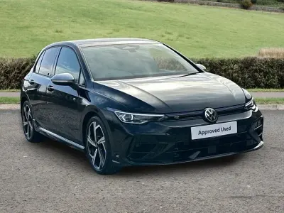 Używany VW Golf VIII R 333 KM (244 kW) 2025 Czarny Hatchback