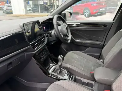 New VW T-Roc Design 115 HP (84 kW) 2026 Black SUV