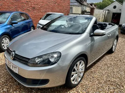 Begagnad VW Golf Cabriolet SE 105 HK (77 kW) 2012 Silver Cab