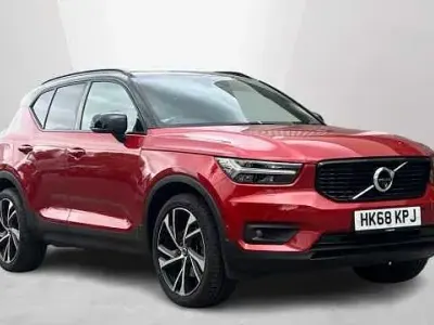 Usado Volvo XC40 R-Design 188 HP (138 kW) 2019 SUV